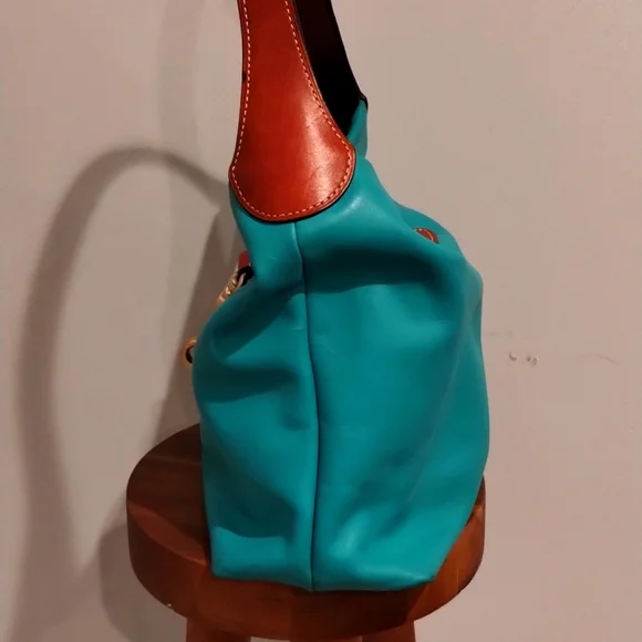 Dooney and Bourke Logo Lock Shoulder Bag Purse Smooth European Leather - Picture 5 of 17